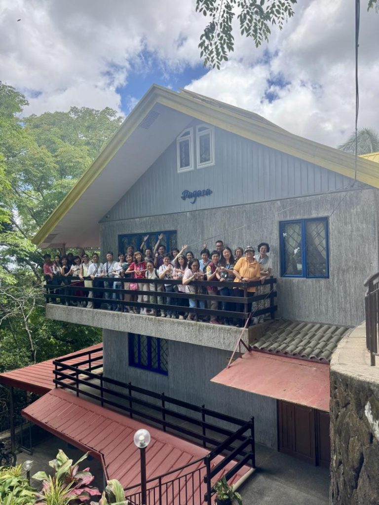 Warm smiles from Hong Kong. Thank you to Theresa Lumo Kung, Andrew Tong, and their wonderful delegation for visiting Pag-asa and supporting our community.